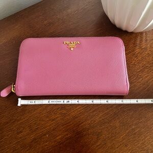 PINK 🎀 AUTHENTIC PRADA ZIP WALLET